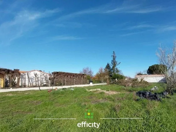 Terrain constructible 428 m²