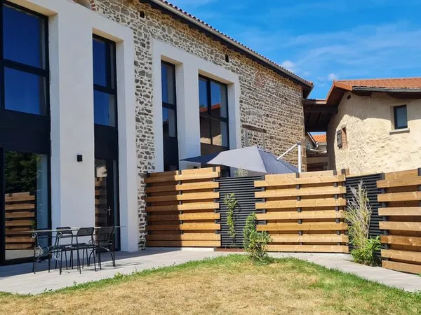 CHAVANNE - Maison en pierre de 135 m² avec vue exceptionnelle