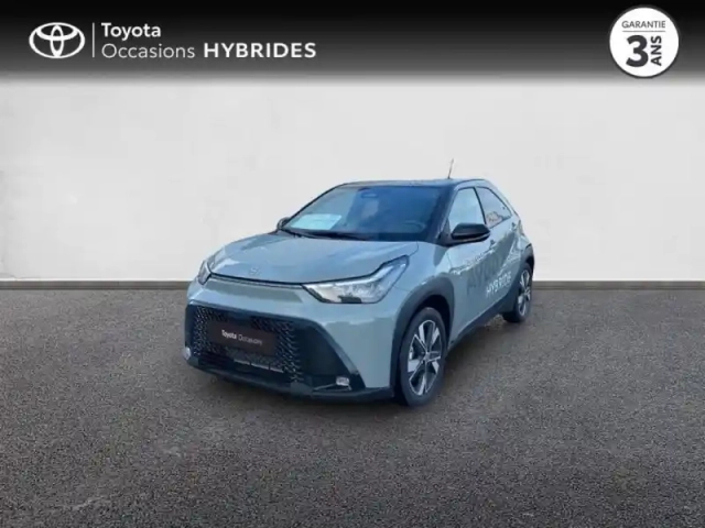 Toyota Aygo X 116h graphic