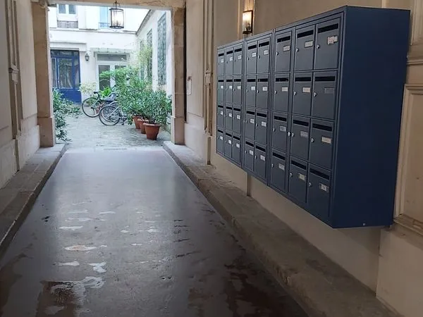 A vendre une pièce à Paris 9ème