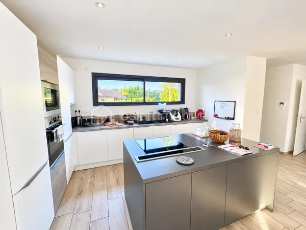 Maison 6 pièces 136 m²