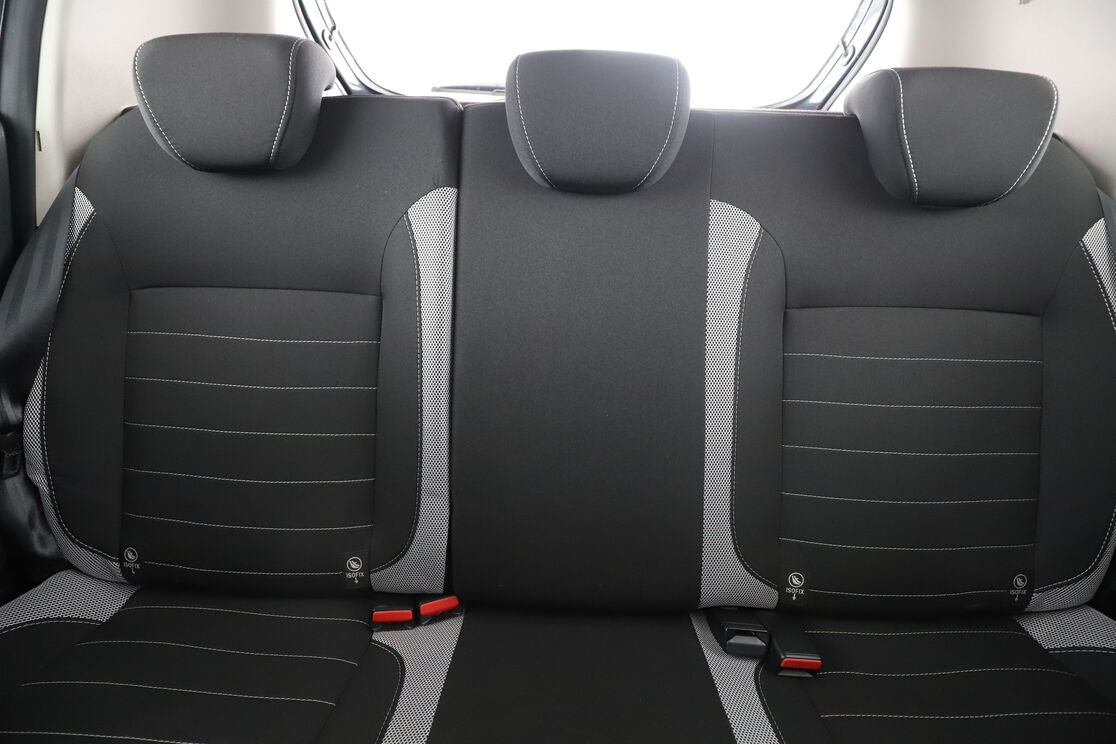 Dacia Sandero Stepway 1.5 dCi Easy-R — photo 14