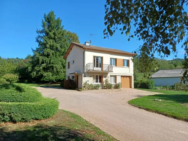 Maison T5 sur parc arboré