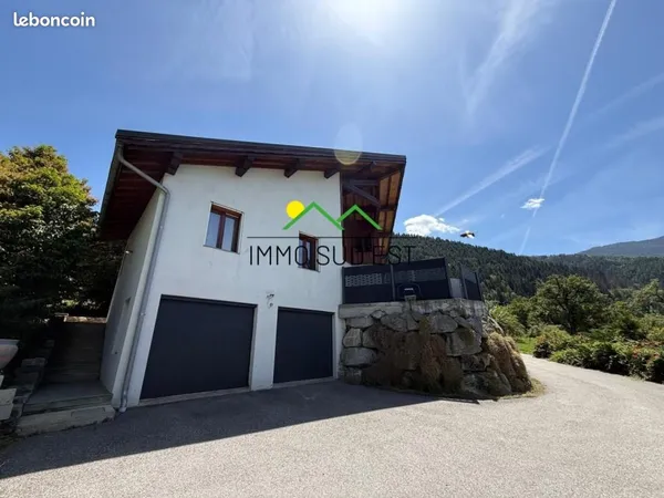 Maison 6 pièces 148 m²