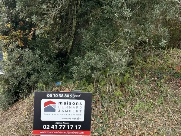 Terrain 609 m²