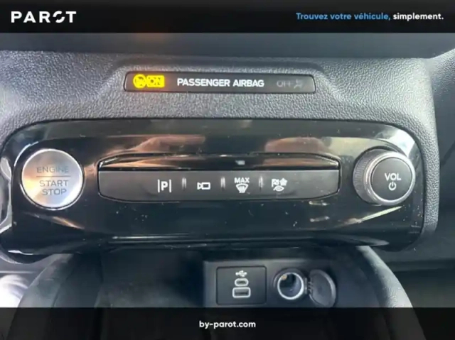 Ford Kuga 2.5 duratec 180ch hybrid flexifuel titanium powershift — photo 28
