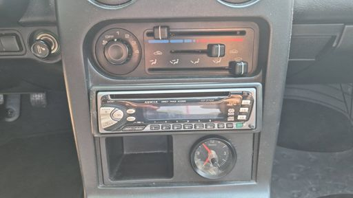 Mazda MX5 1.6 90 - Soft Top – 1996 – 62344 km – Essence – Boîte Manuelle — photo 30