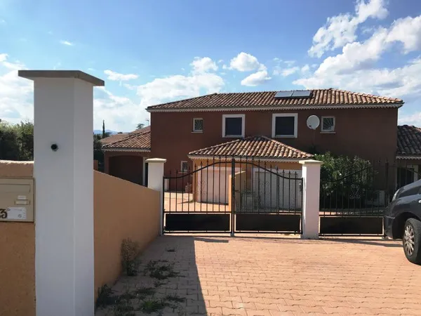 Villa T5 jardin et garage