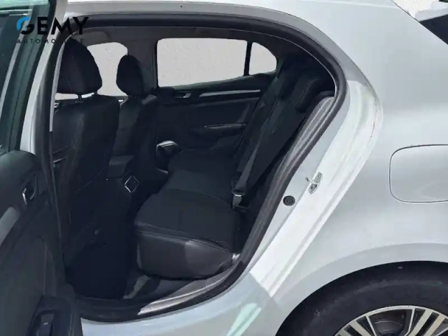 Renault Megane mégane iv berline e-tech plug-in hybride 160 - 21n — photo 10