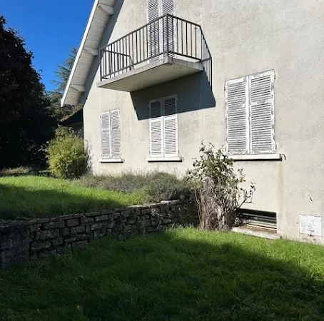Maison 10 pièces 280 m²