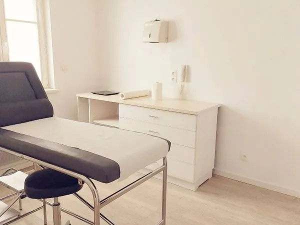 Local professionnel 48m2 à louer- en exclusivité