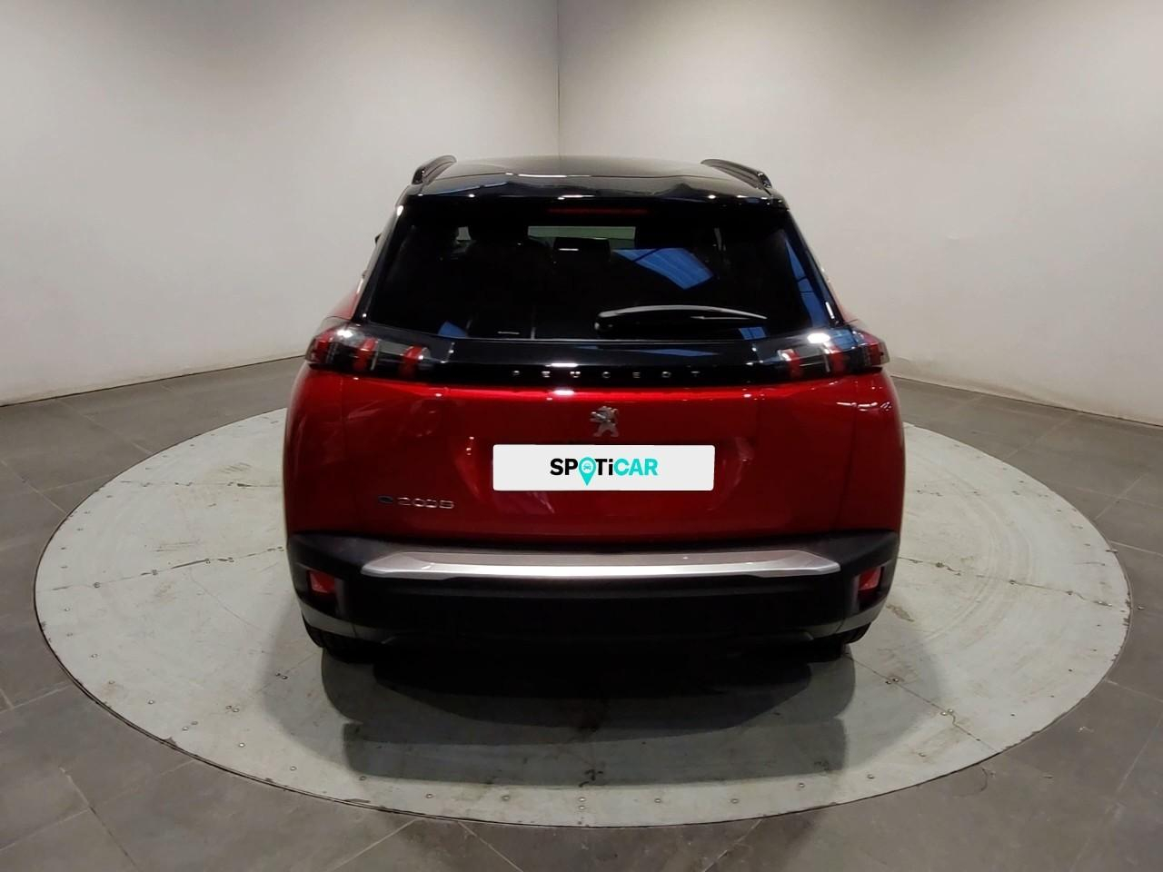 Peugeot 2008 electrique 136 ch allure — photo 4