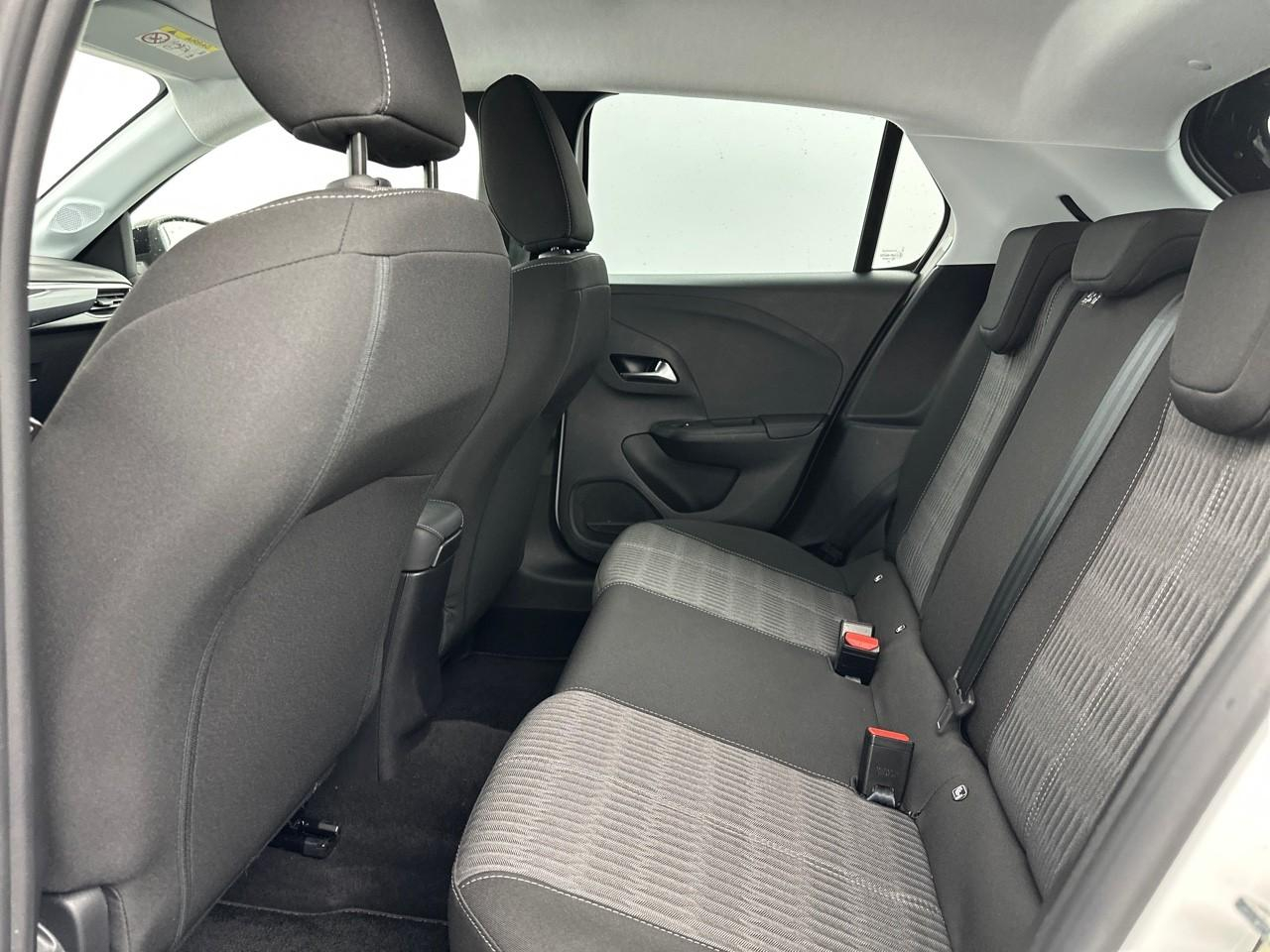 Opel Corsa 1.2 turbo 100 ch bva8 elegance business — photo 12