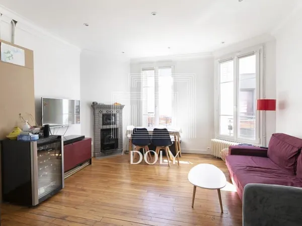 APPARTEMENT TROIS PIÈCES - BROCHANT - 75017
