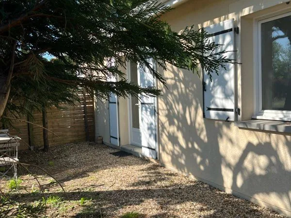 T2 meublé avec jardinet et parking Libourne