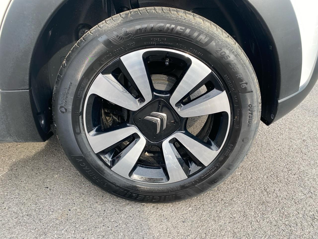 Citroën C3 1.2 puretech 83ch s&s shine — photo 11