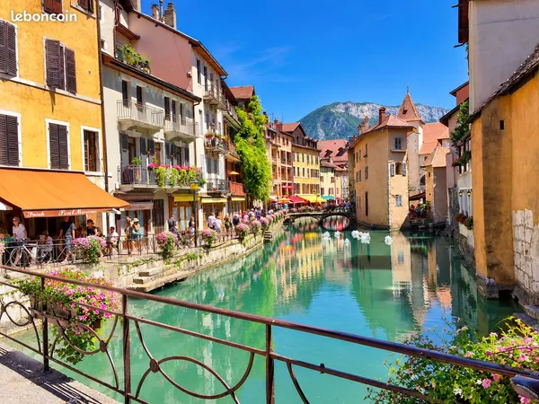 T1 bis avec jardin privatif à 300 m du lac d'Annecy