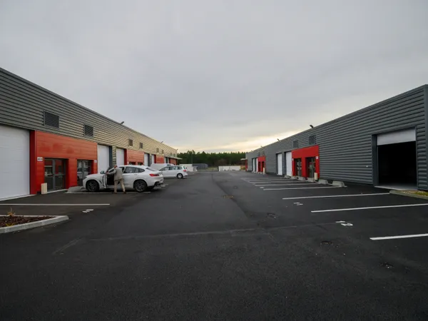 Local commercial 80 m²
