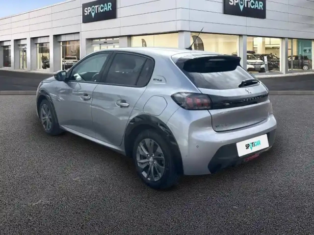 Peugeot 208 electrique 50 kwh 136ch — photo 23