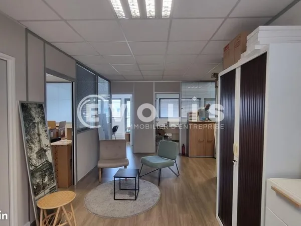 Bureaux 80 m²