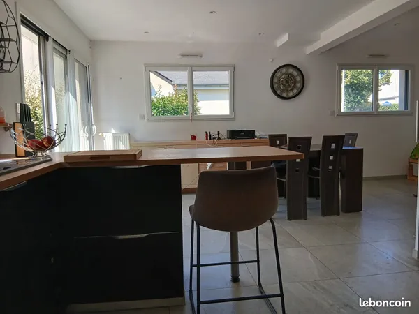 À Vendre GEVEZE Maison Contemporaine T6