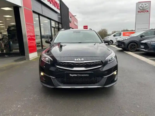 Kia Xceed 1.6 gdi 105ch + plug-in 60.5ch black &amp; white edition dct6 my22 — photo 6
