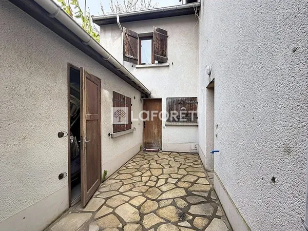 Immeuble 140 m²