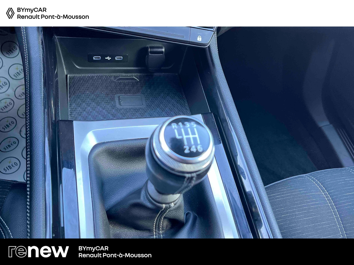 Renault Austral mild hybrid advanced 130 — photo 19
