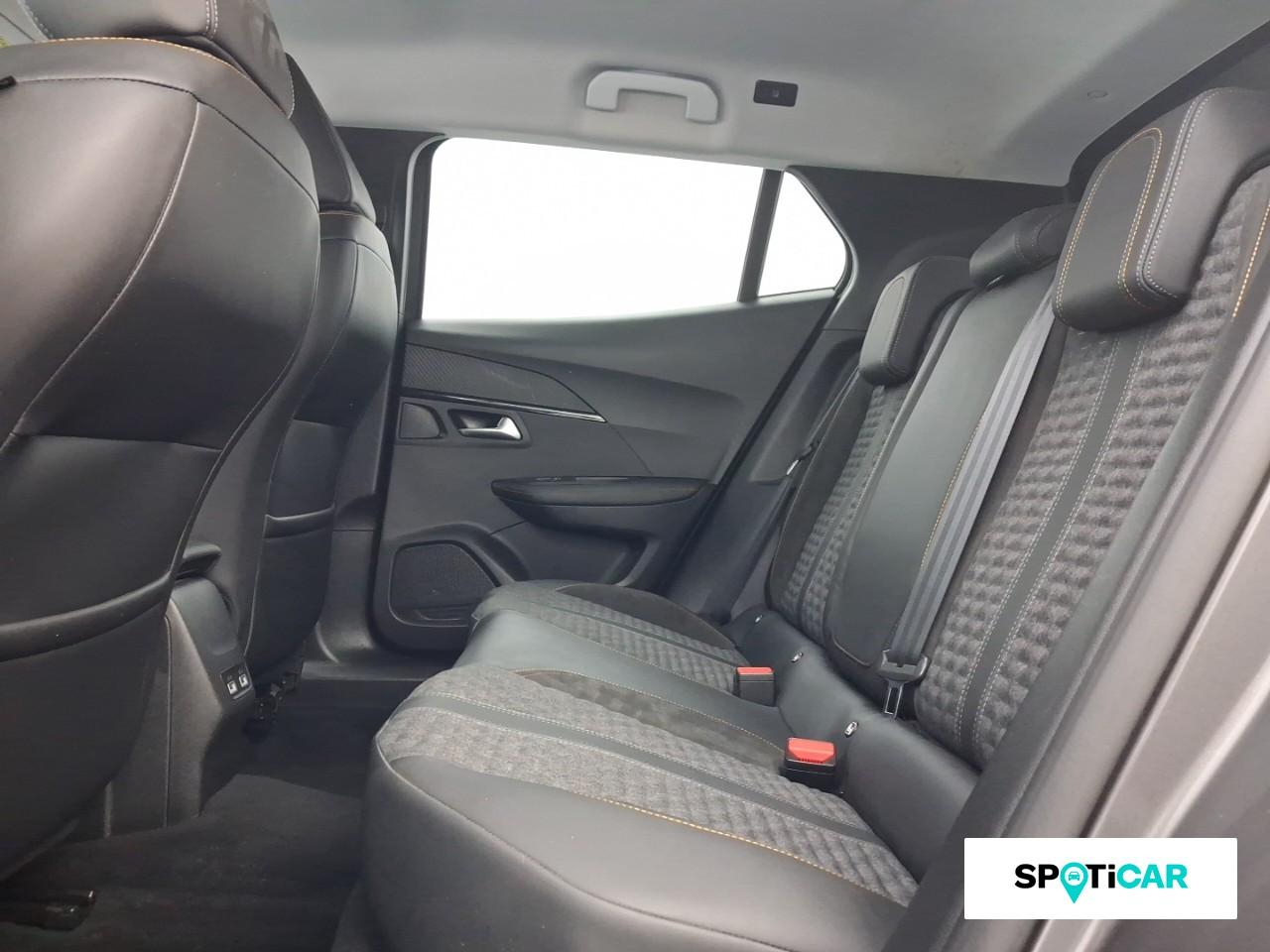 Peugeot 2008 1.5 bluehdi 130ch s&s roadtrip eat8 125g — photo 10