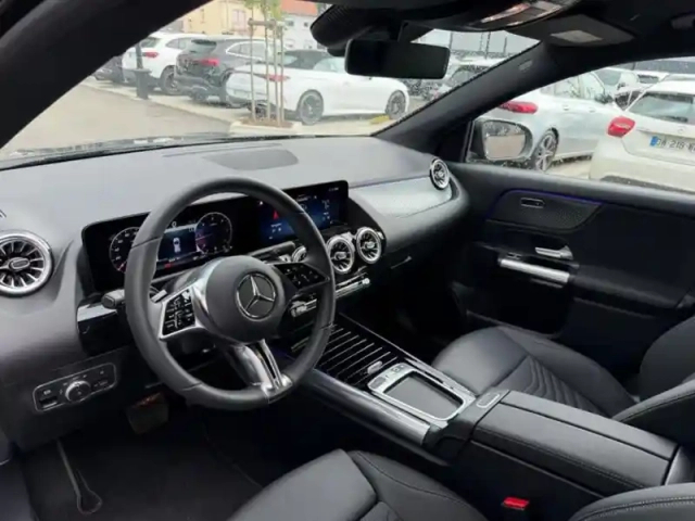 Mercedes Gla 200 d progressive line — photo 13