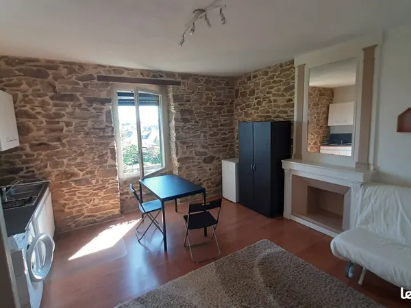Appartement studio 27 m² centre Brest vue mer