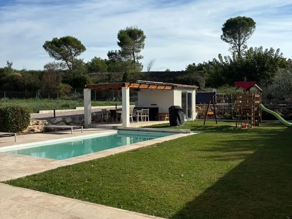 Propriété 4 pièces 110 m²