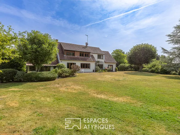 Maison d'architecte avec atelier et ponton privatif sur les Hortillonnages