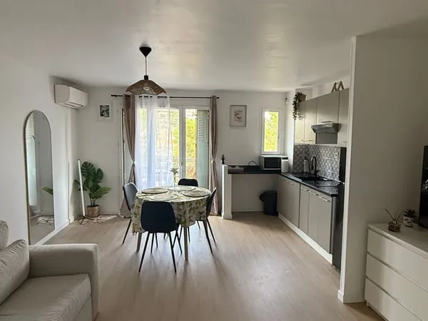 Studio 1 pièce 30 m²