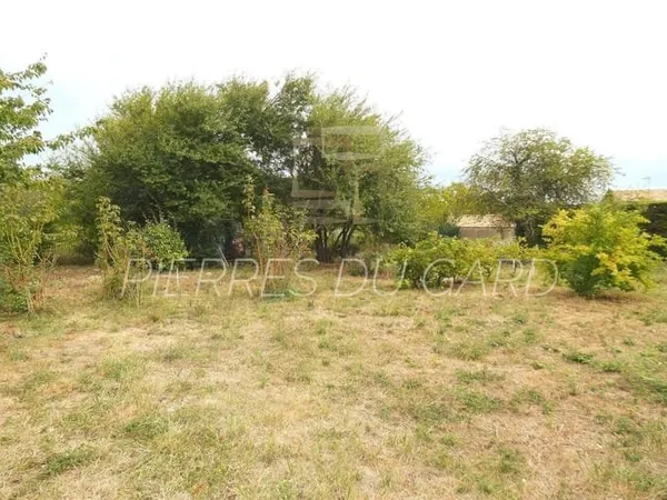Terrain constructible 814 m²
