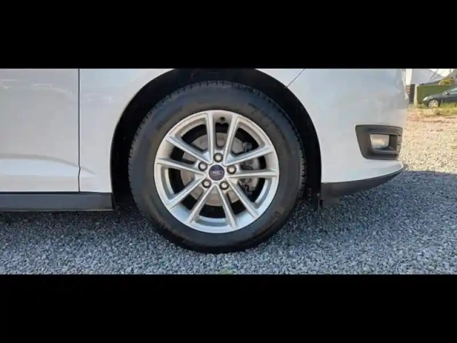 Ford C-Max 1.0 ecoboost 125ch stop&amp;start trend — photo 9