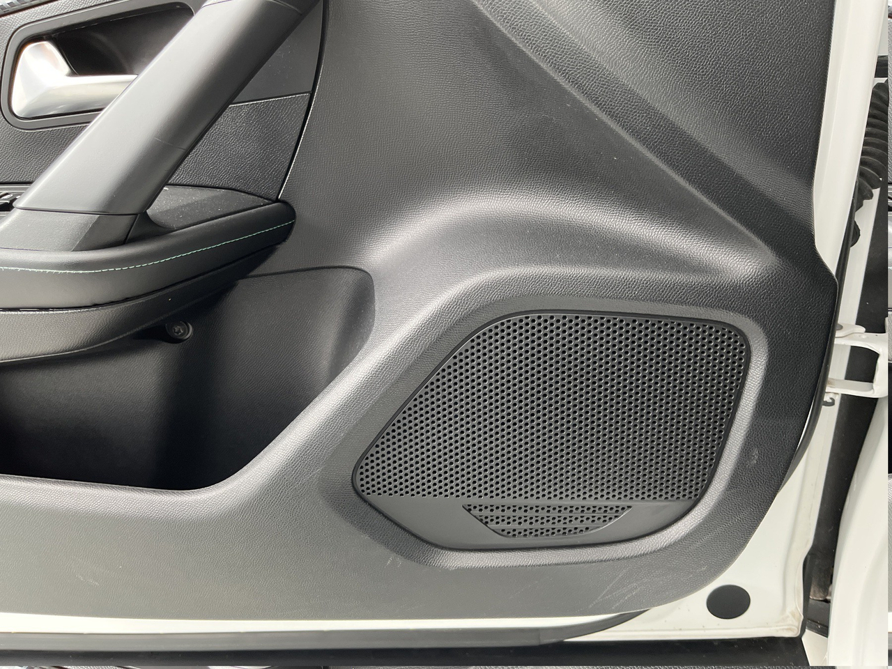 Peugeot 2008 — photo 38