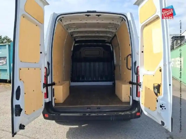 Renault Master fg f3500 l2h2 2.3 blue dci 135ch confort euro6 — photo 14