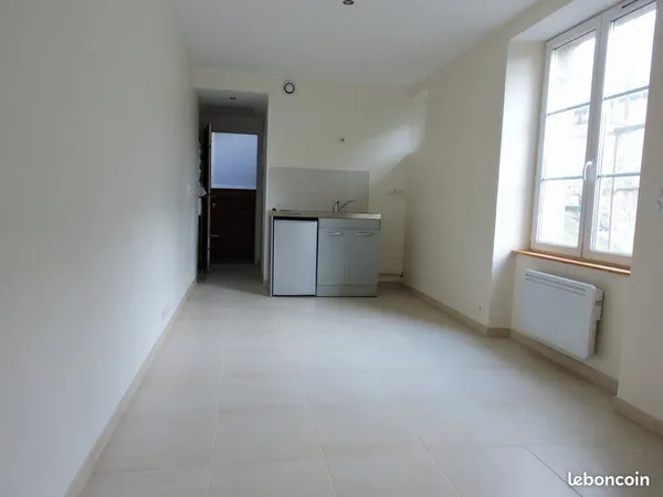 Studio 1 pièce 19 m²