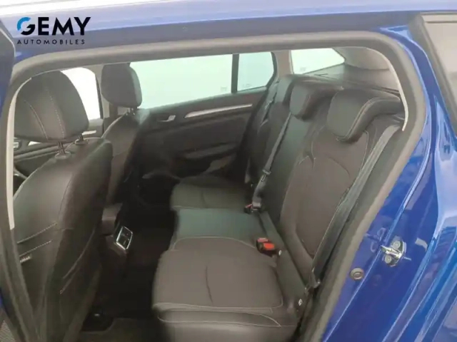Renault Megane mégane iv estate phev 160 — photo 38