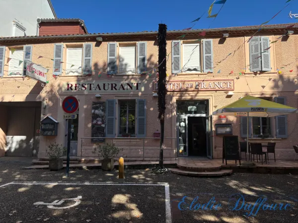 Fonds de commerce 8 pièces 774 m²