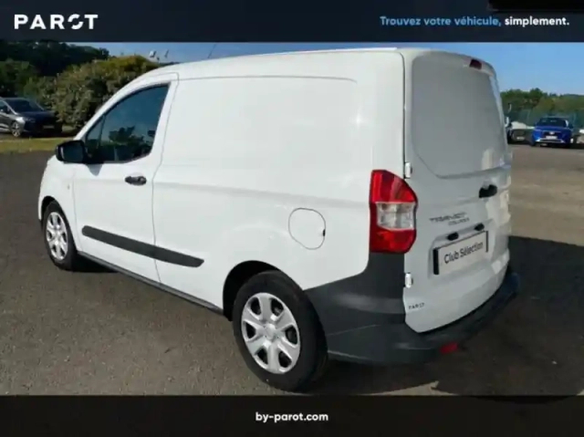 Ford Transit Courier fourgonnette 1.0e 100ch stop&amp;start trend — photo 13