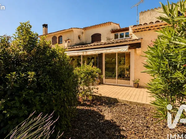 Maison familiale 6 pièces 206 m²