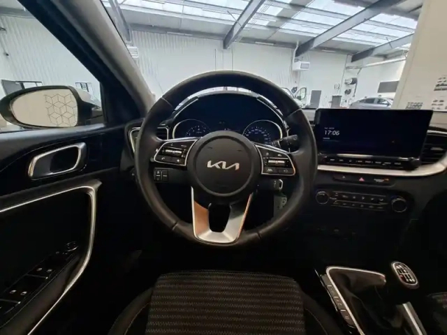 Kia Ceed 1.0 t-gdi 100 ch bvm6 — photo 15