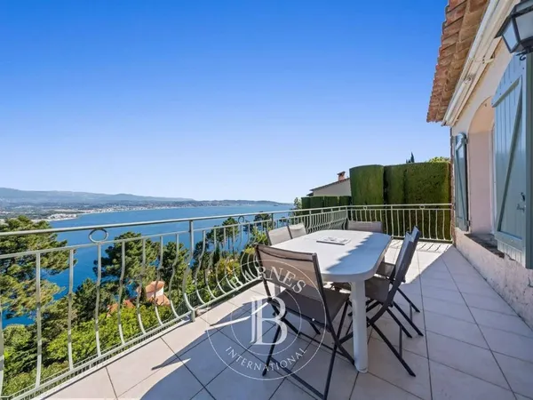 Villa 6 pièces 146 m²