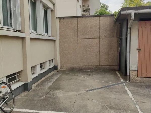 Location place de parking Montreuil (limite Vincennes)