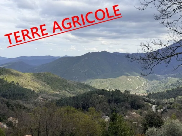 Terrain agricole 28400 m²