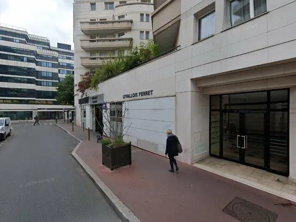 Place de parking à louer