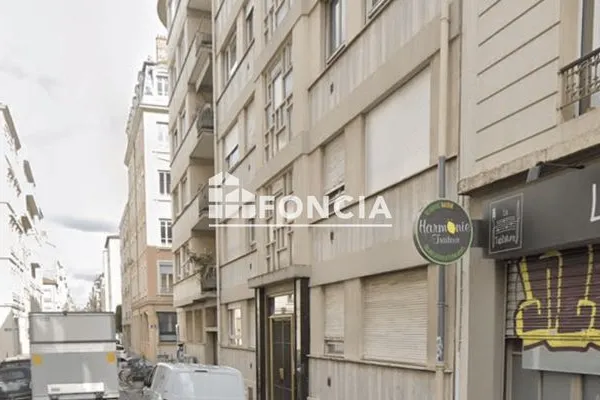 Stationnement Location Lyon   96€