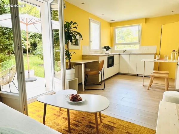Studio meublé avec terrasse sur jardin proche gare